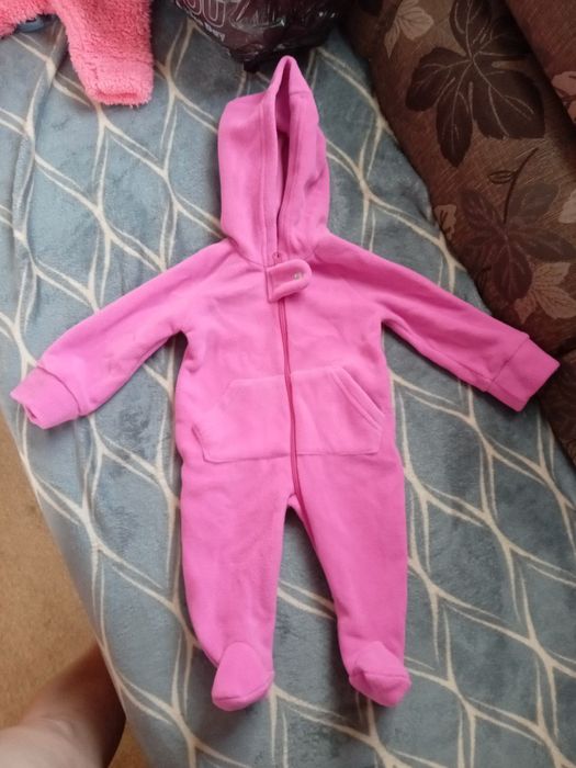 Продам нові дитячі костюми