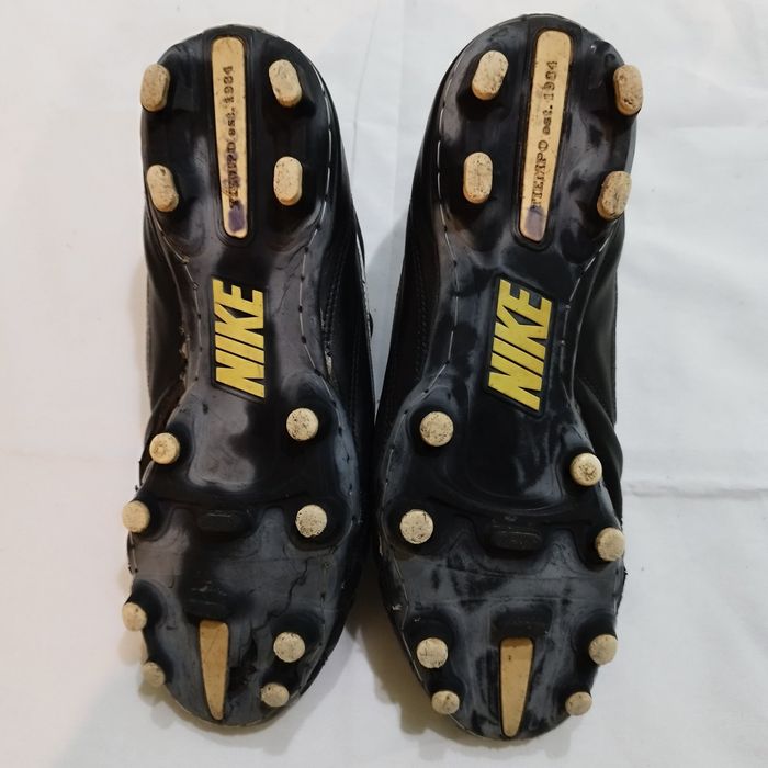 Кожаные бутсы копочки Nike.