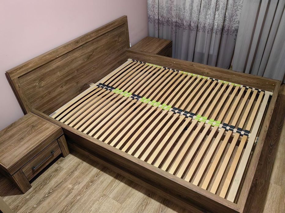 Sprzedam łóżko Black Red White – seria GENT + stoliki nocne