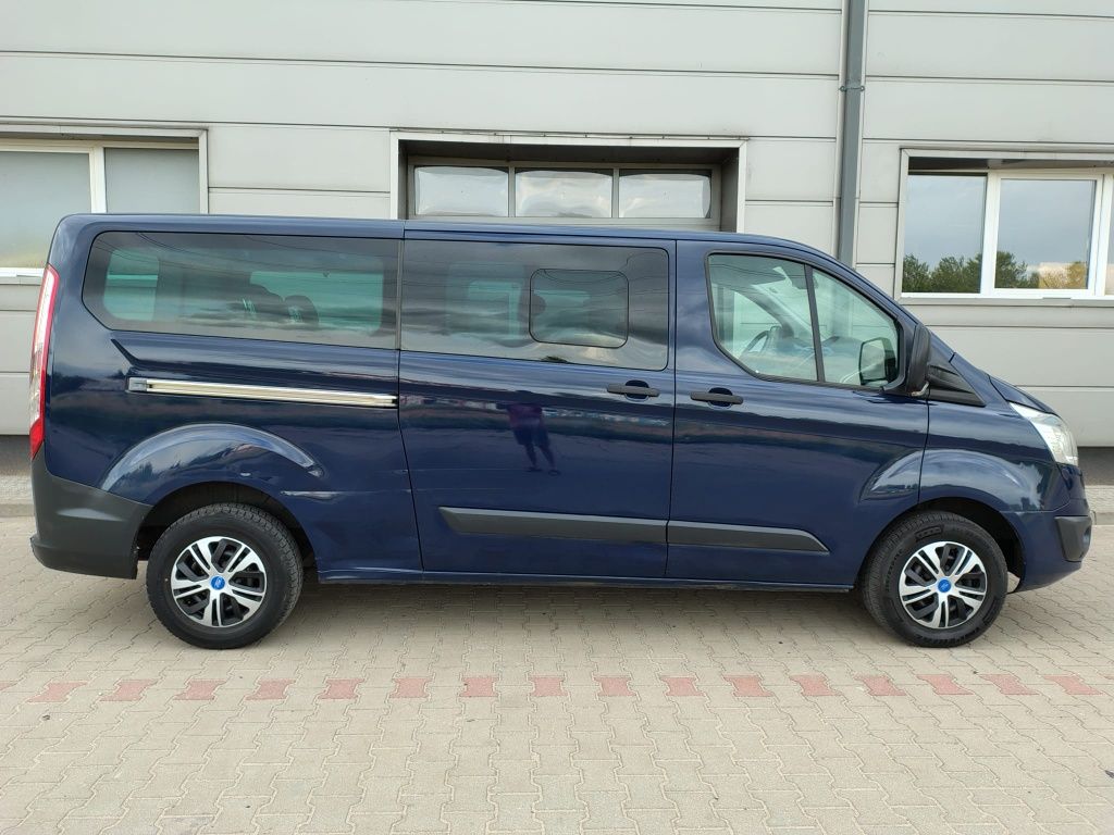 Ford transit custom L2H1 long tourneo 9 osobowy osób