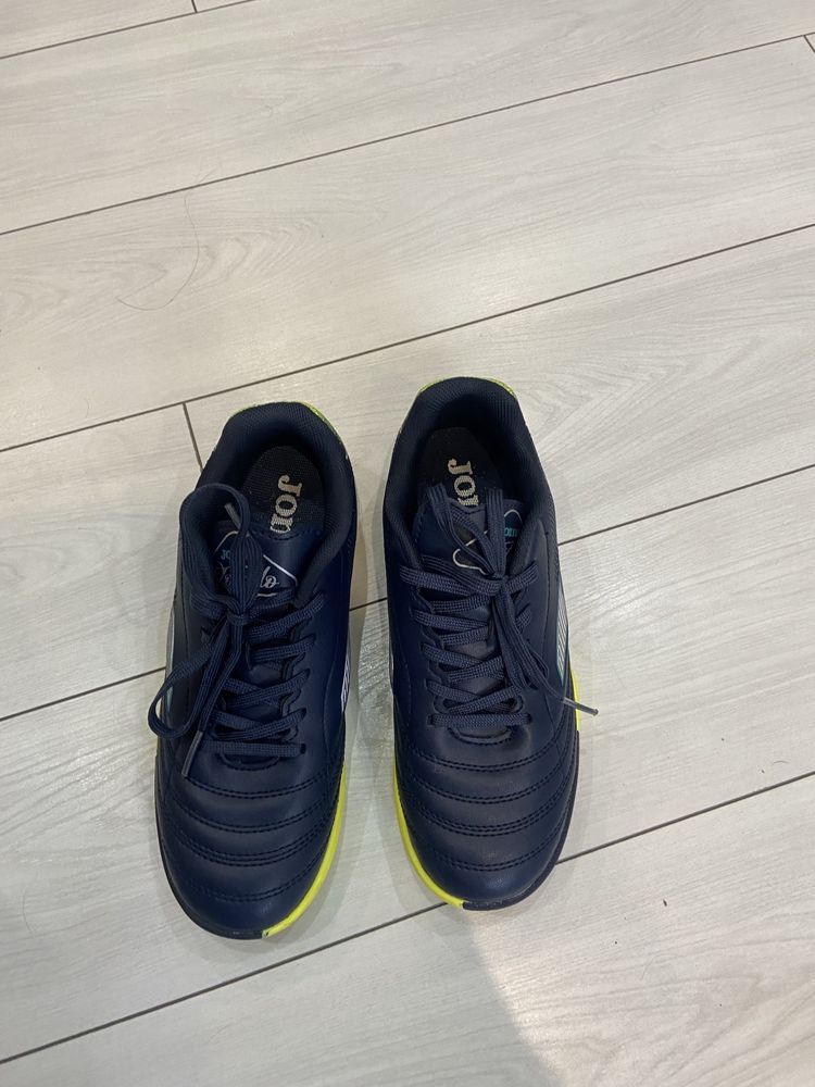 Детские бутсы-сороконожки Joma