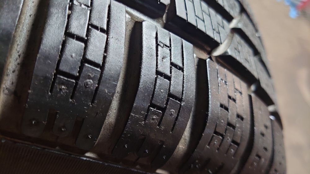 Комплект зимних шин Pirelli Sottozero winter 210 serie 2 205/60 r16