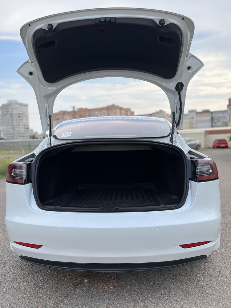 Tesla Model 3 2018 LongRange 75kw TOP