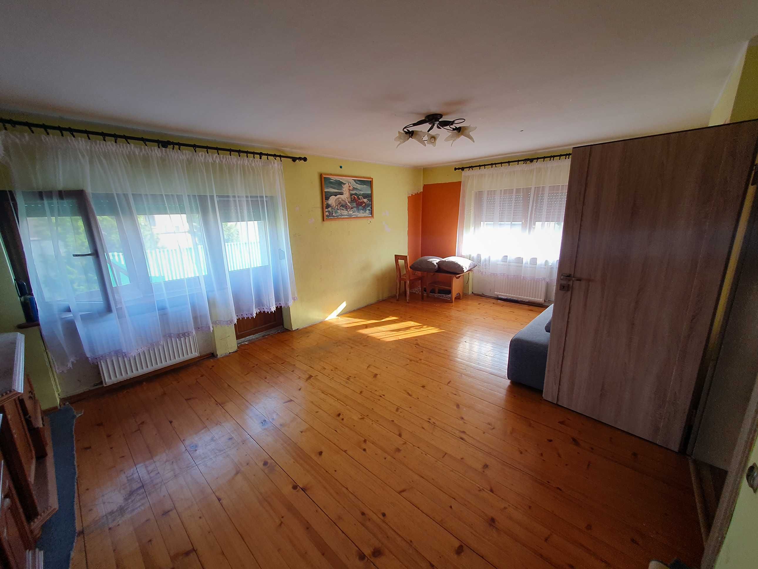 Dom jednorodzinny, centrum Krotoszyna, powierzchnia użytk. 163 m. kw.,