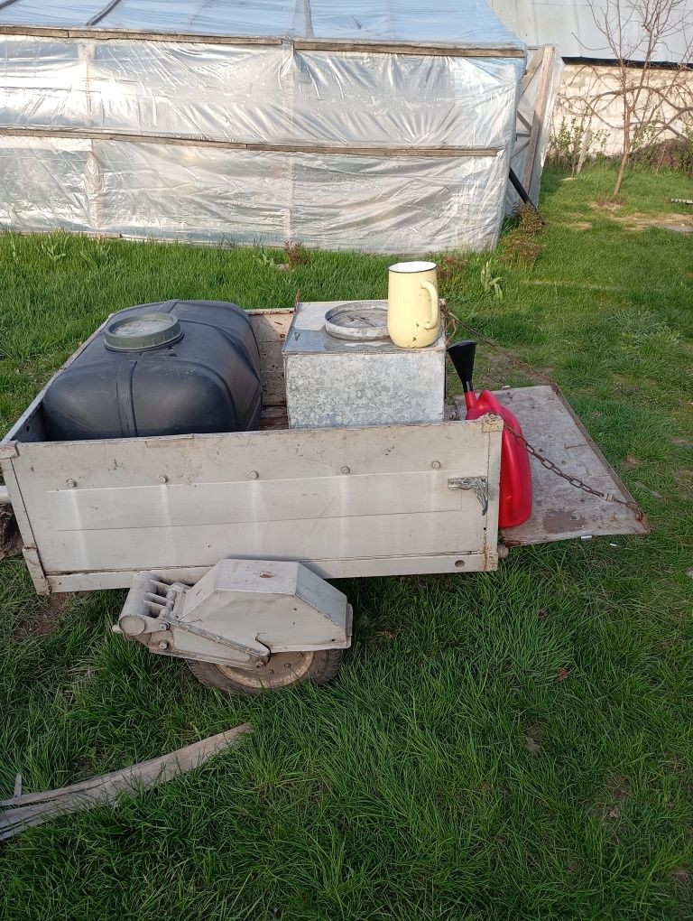 Продам небольшой причеп
