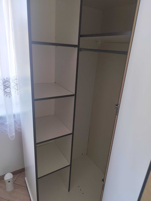 Meble do pokoju (szafa, biurko, półka)