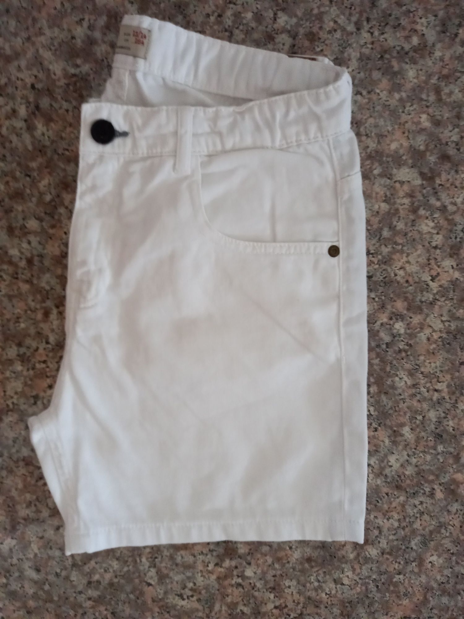 Calções Zara Boys branco Tamanho: 13-14 anos