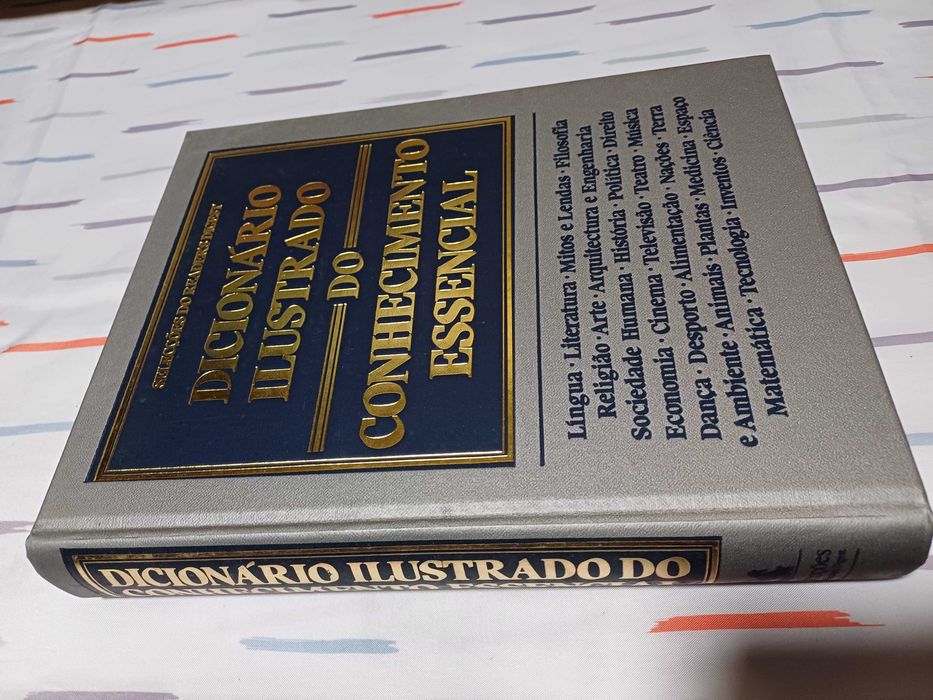 Dicionário Ilustrado do Conhecimento Essencial
