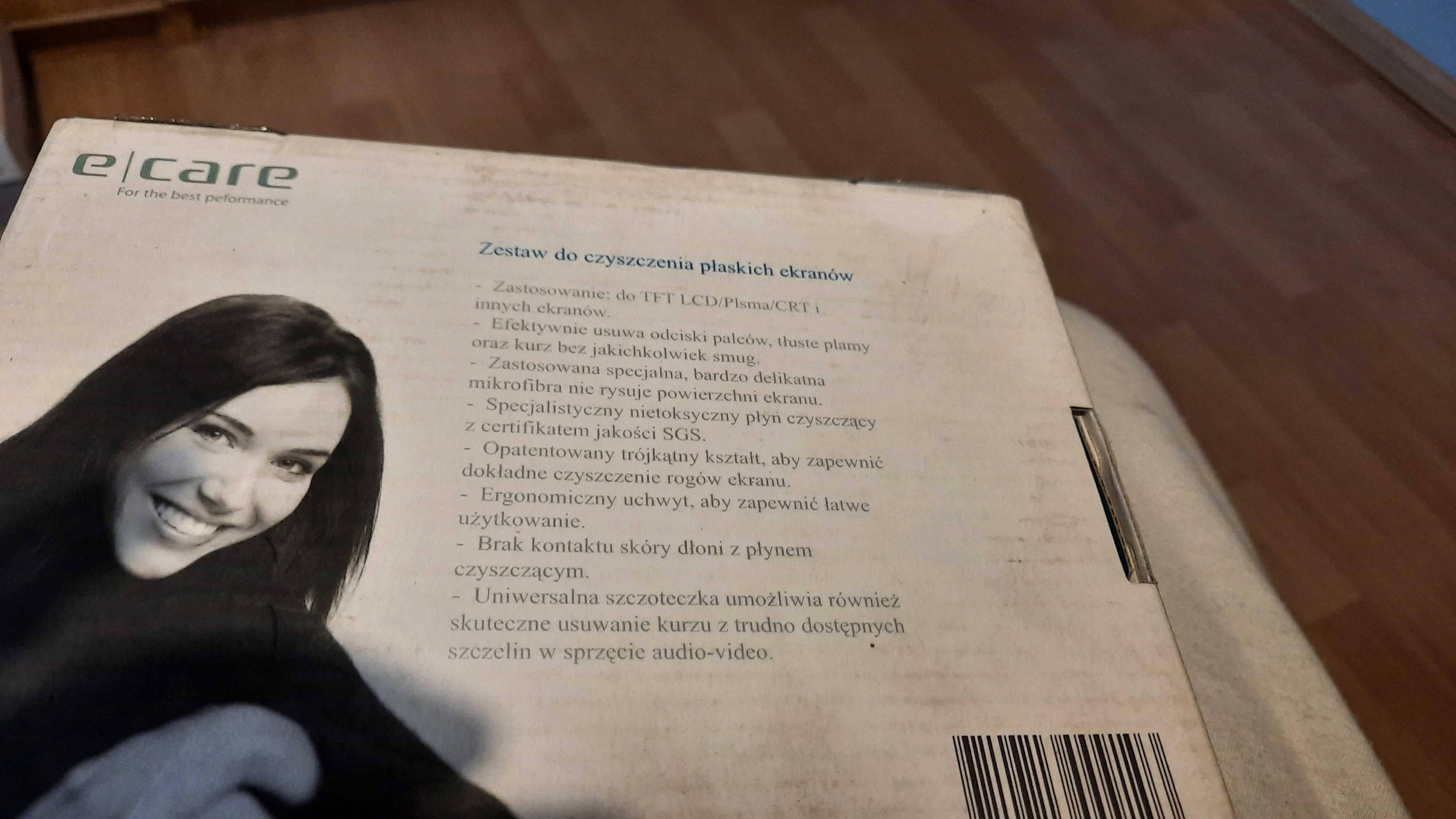 Wzbogacony zestaw do czyszczenia ekranów  firmy e/care. Negocjacja.