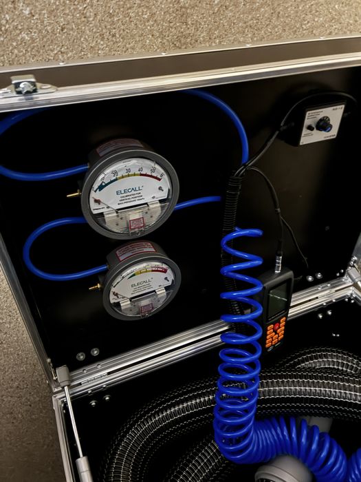 Urządzenie do sprawdzania szczelności komina