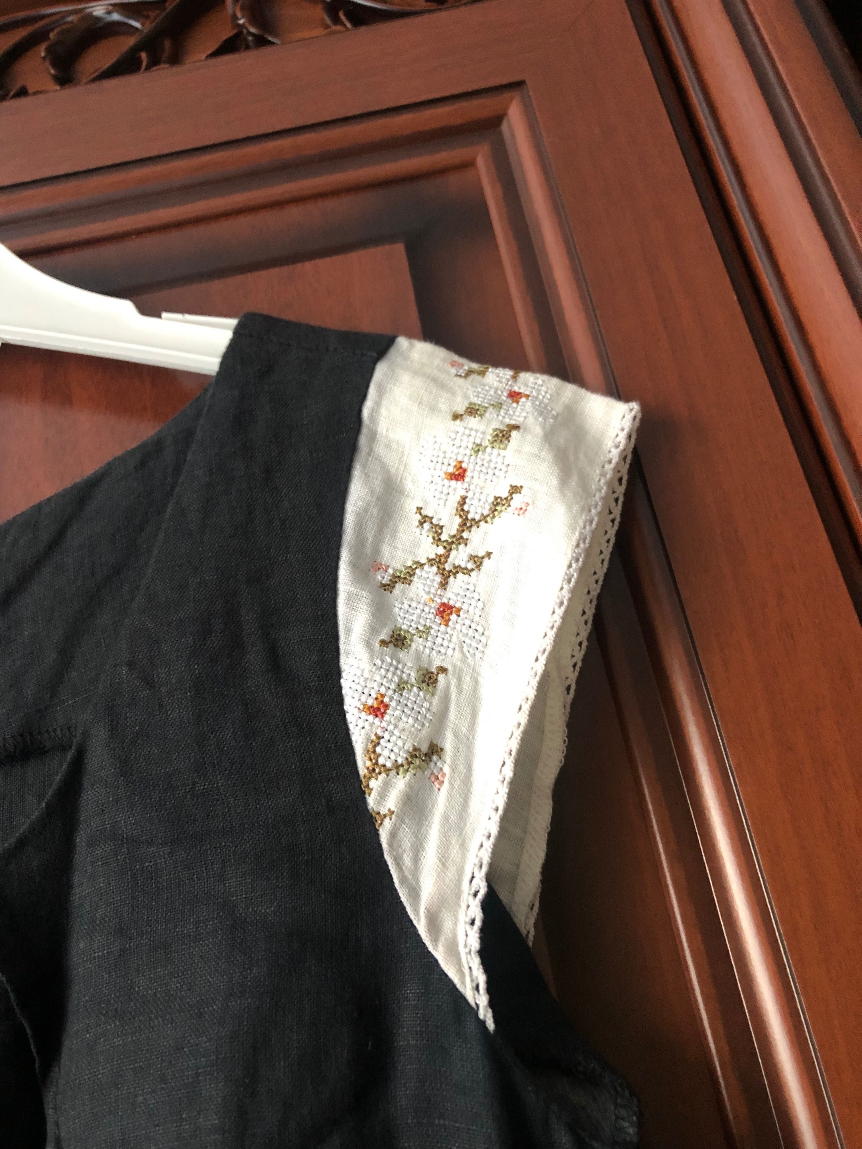 Плаття вишите  40 розмір