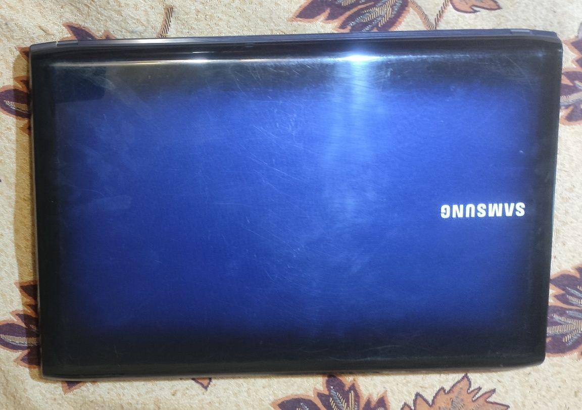 Ноутбук Samsung R590 Intel Core i3/ ram 6гб/ SSD 128gb/ акб 2 часа