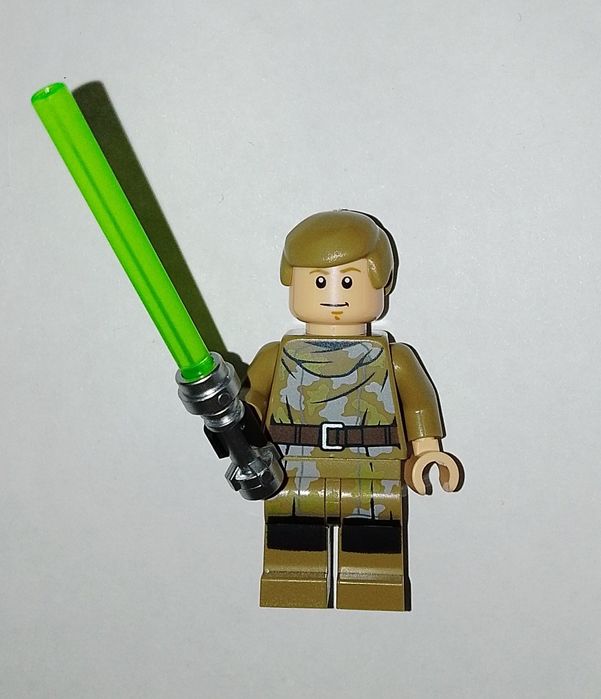 Minifigurka Lego Star Wars - Luke Skywalker z mieczem świetlnym