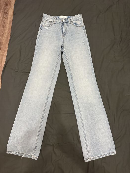 Джинсы stradivarius 32