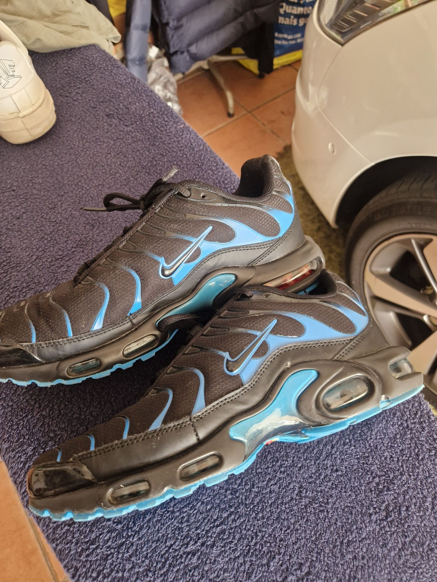 Vendo ténis nike TN
