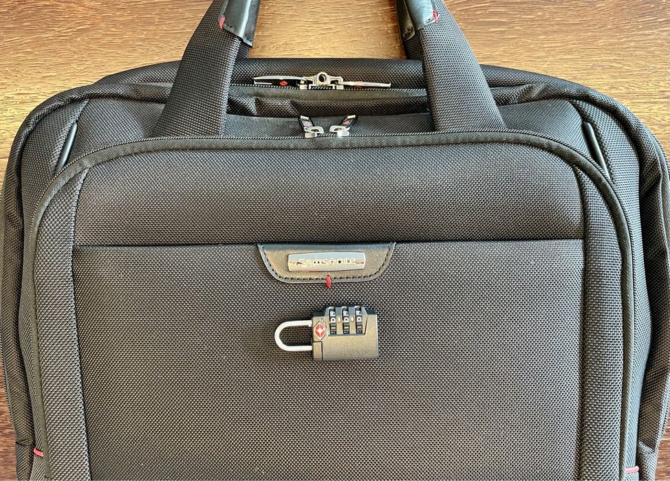Samsonite ProDLX IV - Segurança e Estilo