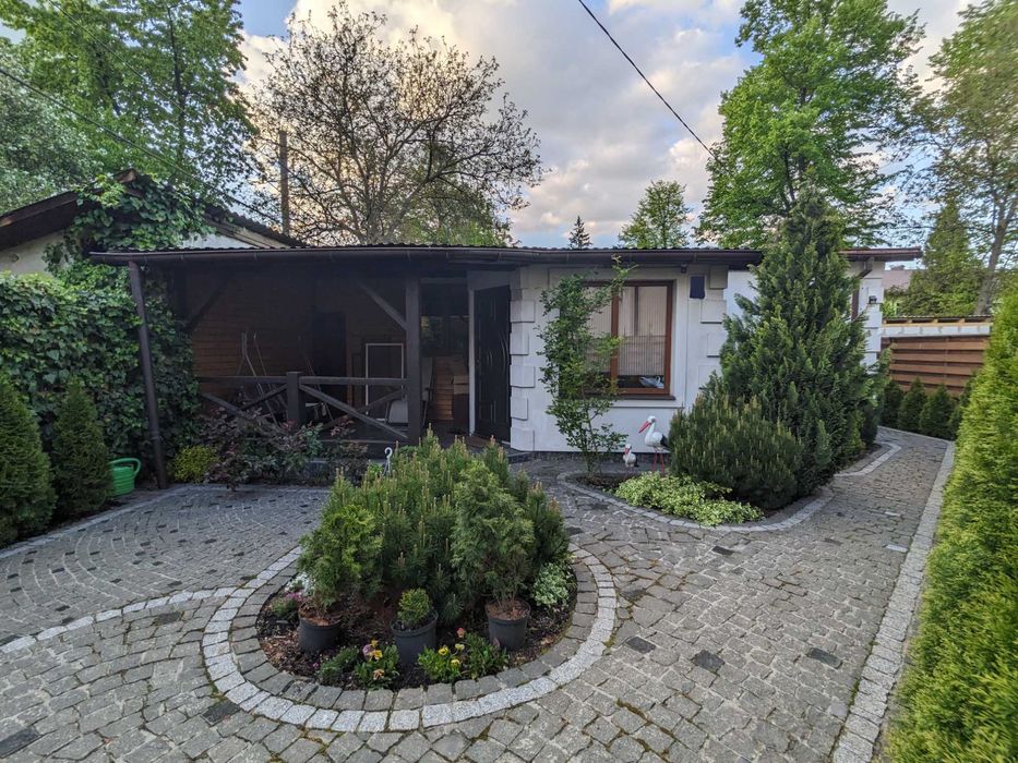 Особняк р-н вул. Короля Данила