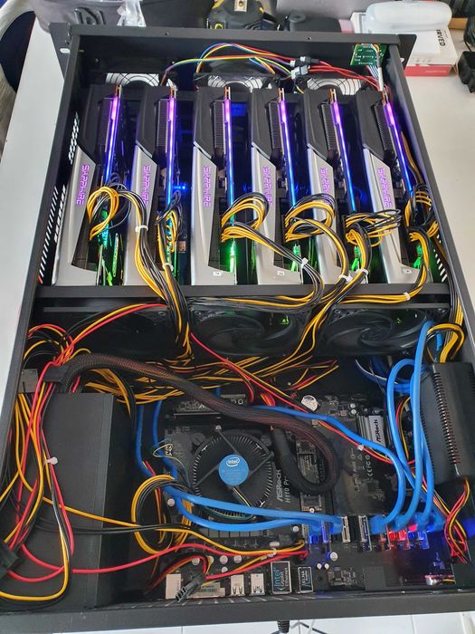 Mining Rig Completa 340Mhs 6 graficas Sapphire Nitro +5700XT Garantia64739569880323121