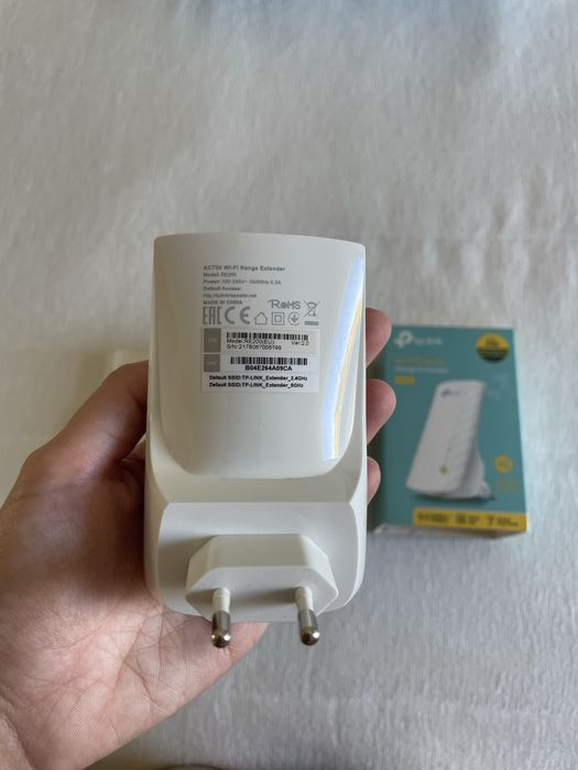 TP link Wi-Fi extender AC750