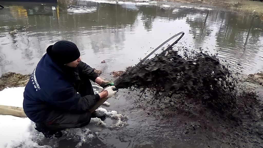 Земснаряд ескаватор