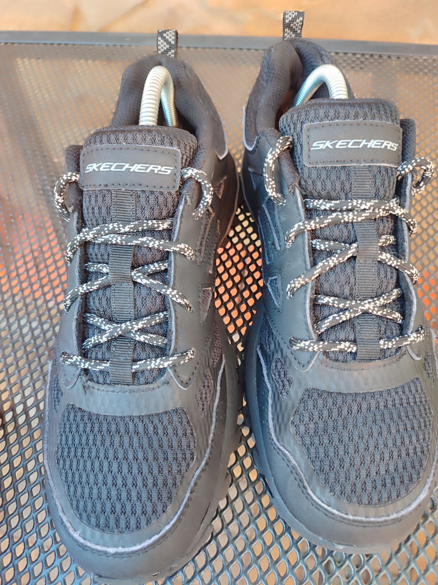 Кроссовки Skechers 42 размер (оригинал)