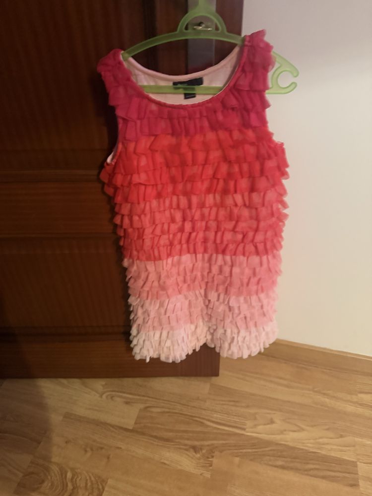 Vendo vestidos menina