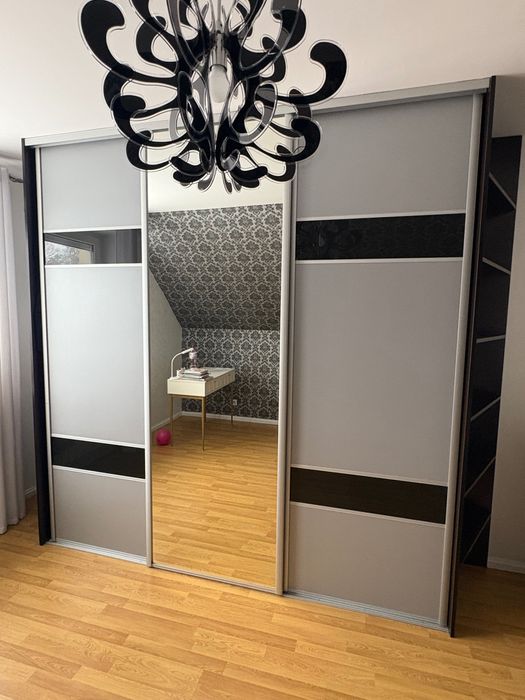 Szafa na wymiar przesuwna