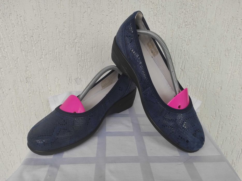 Стильние кожанние туфли Clarks р. 38.5-39