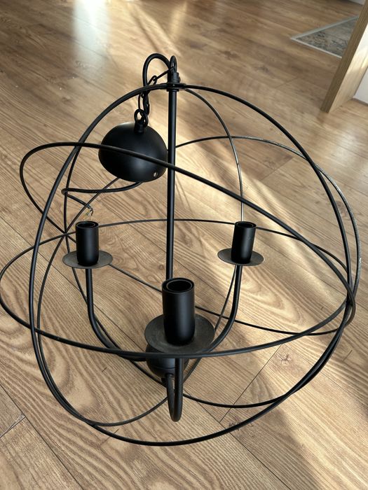 Zyrandol czarny  glob