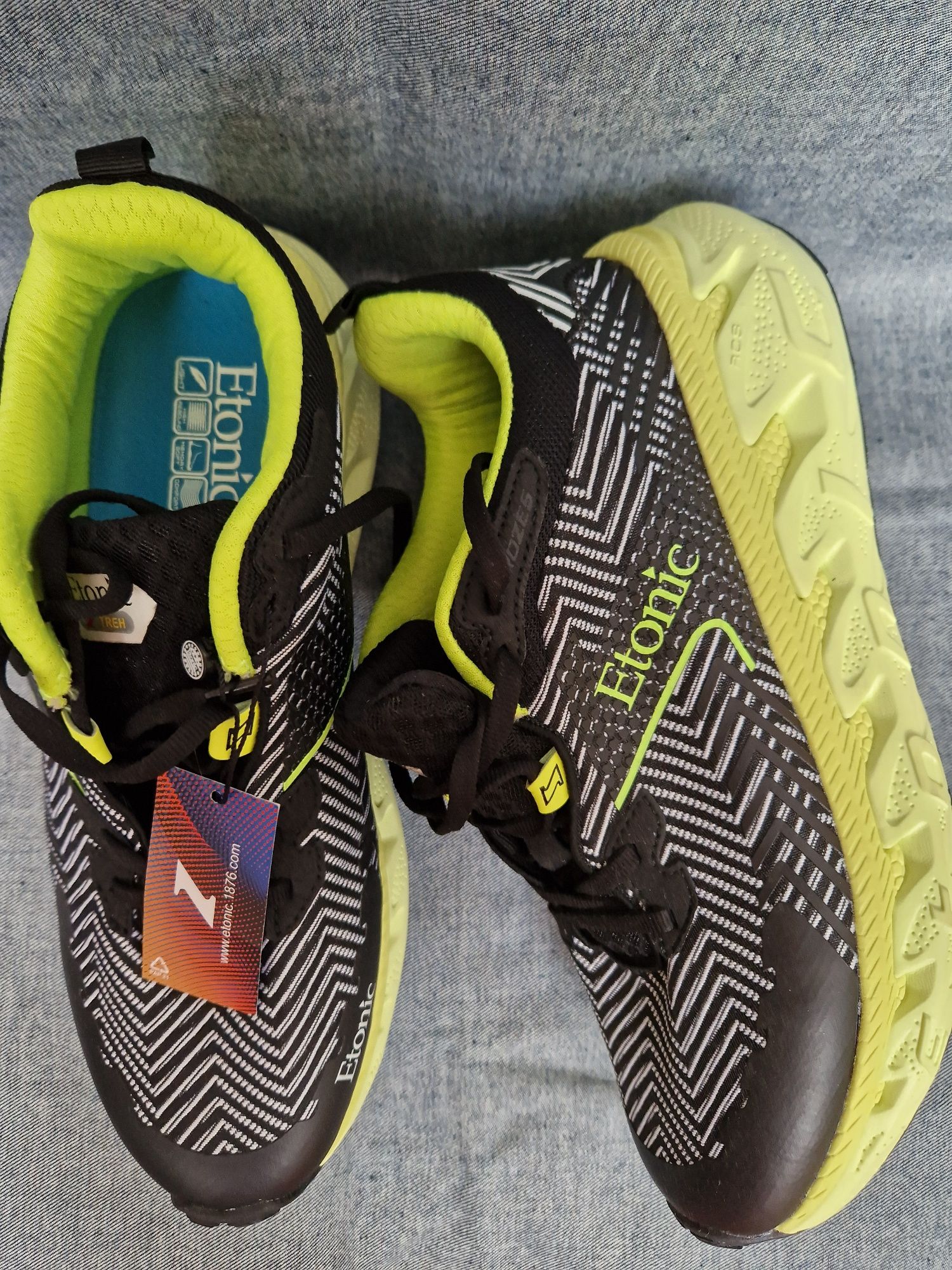 Нові кросівки Etonic, розмір 42-43