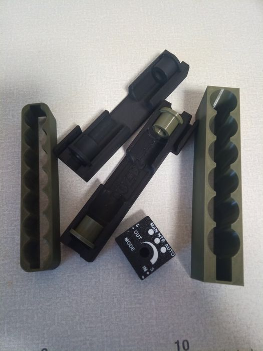 Стійка для точкової зварки Fnirsi swm-10