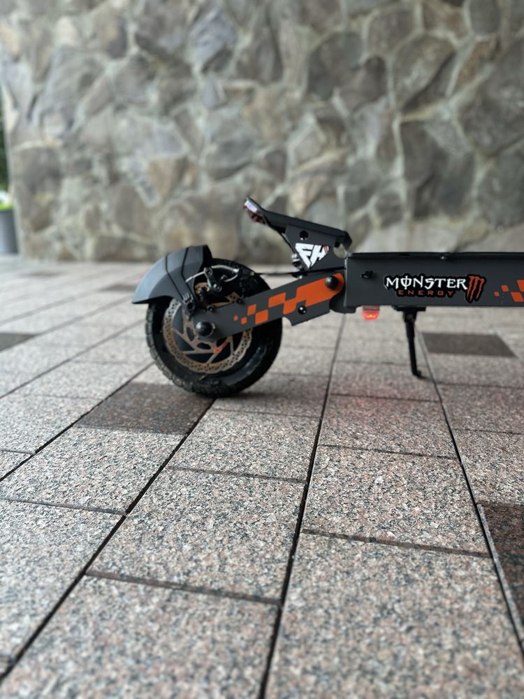 Електро самокат куго г2