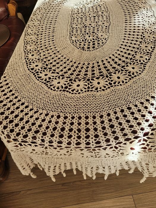 Obrus ręcznie robiony 170x130