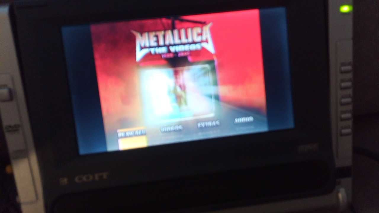 Samochodowy odtwarzacz DVD