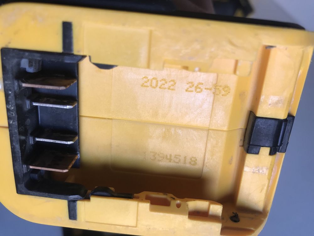 Акумуляторний реноватор DeWALT DCS355 з Англії