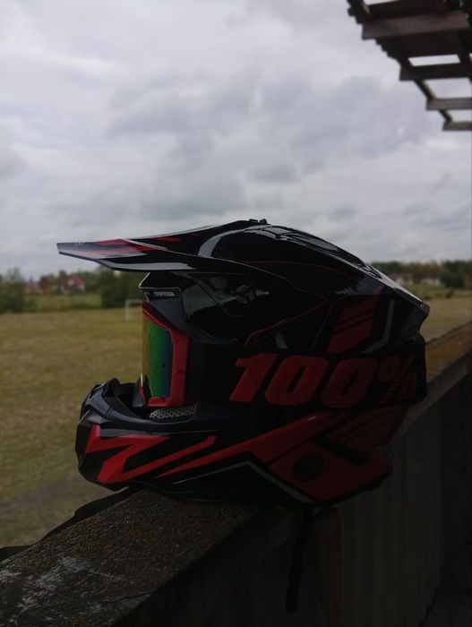 Продам шолом на мотоцикол кросовий