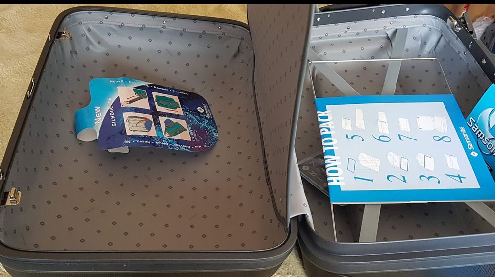 Mala de viagem Sansonite (Nova) rígida com rodas e pega telescópica