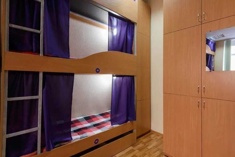 КЛАССНЫЙ ХОСТЕЛ КИЕВ У нас безопасно ! Метро Виставковий центр Теремки-4-555.biz.ua