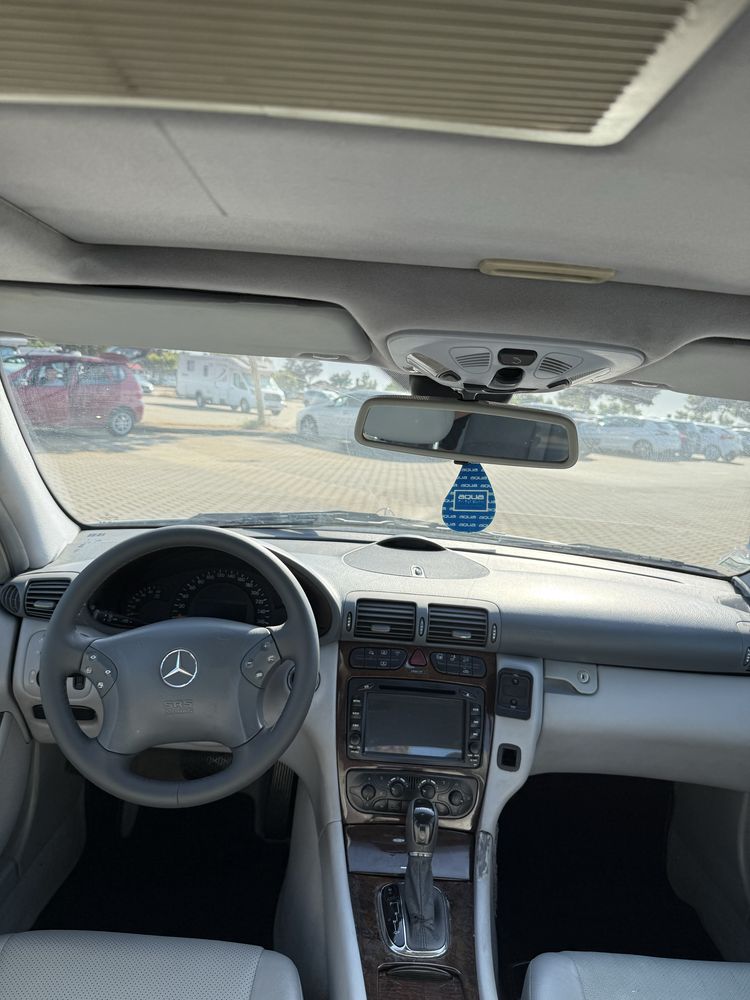 Mercedes c220CDi elegance com todos os extras 286.000km aceito retoma