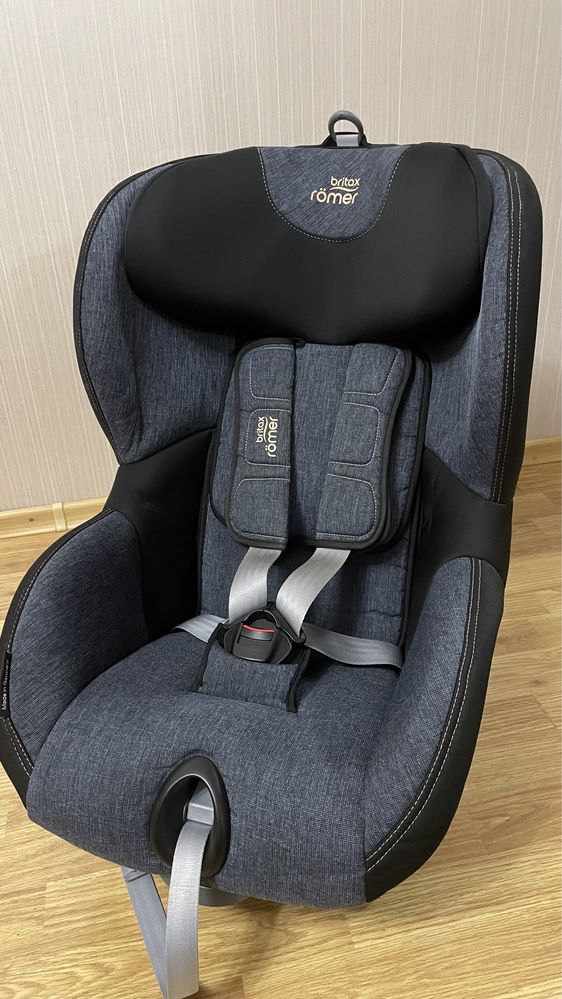 Автокрісло Britax-Romer Trifix2 i-Size Blue Marble