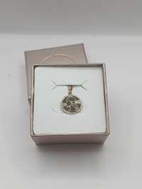 Złoty oryginalny medalik z Panem Jezusem bicolor złoto pr 585