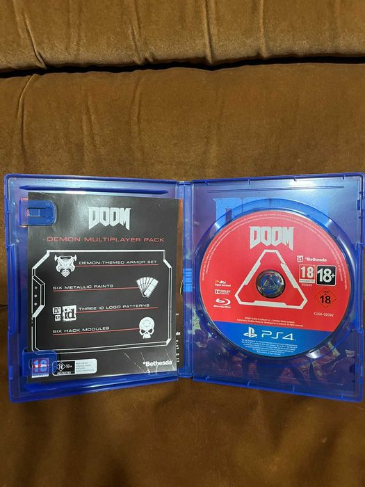 Jogo Playstation 4 Doom