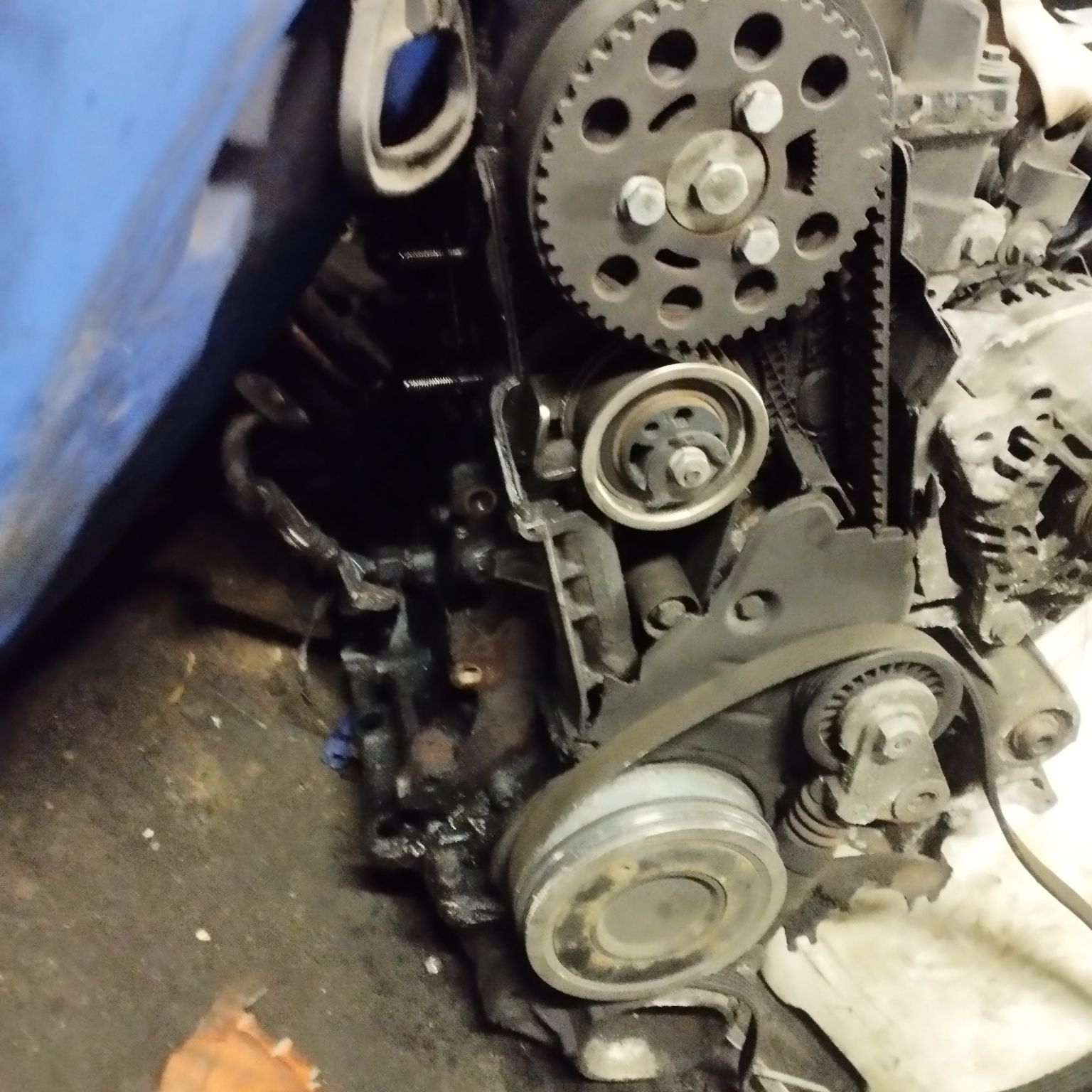 Audi a4 b6 a6c5 passat B5 fl słupek z pompowtryskami 130 awx avf silni
