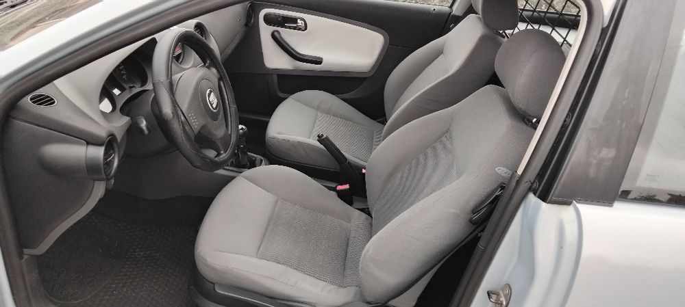 Seat Ibiza comercial