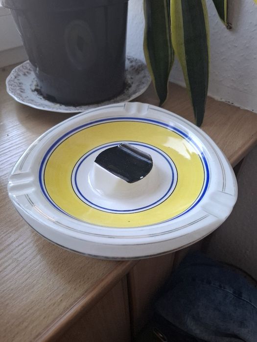 Duza popielniczka gabinetowa,popielnica porcelana Karolina,PRL New loo