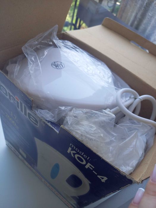 Чайник електричний