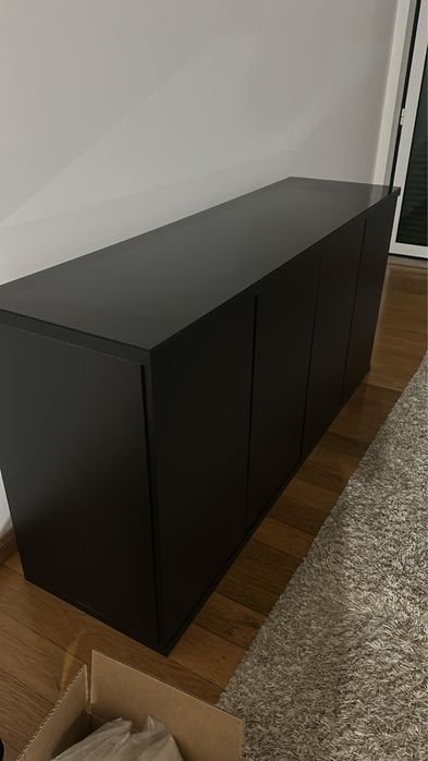 Aparador preto-castanho