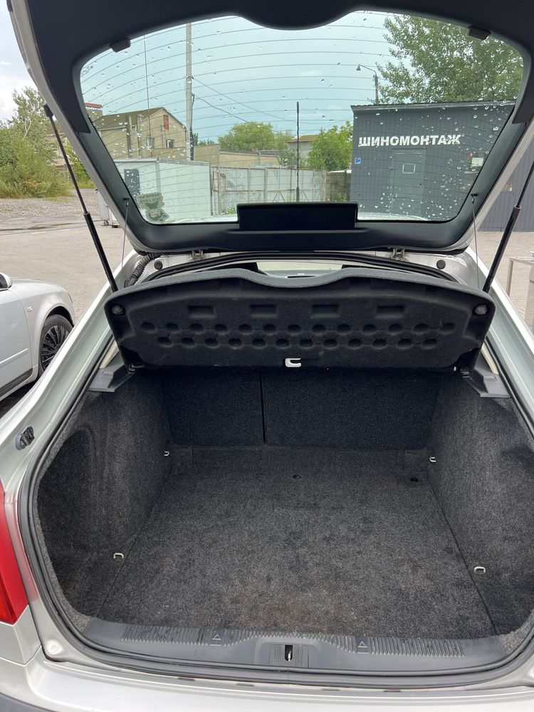 Продам автомобіль Skoda Octavia a5