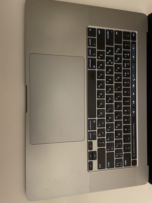 MacbookPro 16 2019 IntelCore i9 16/1T