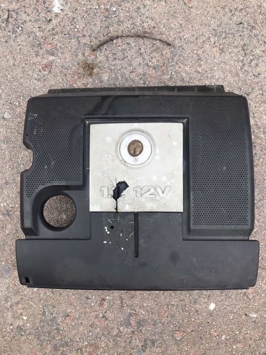 Кожух, крышка двигателя, кришка двигуна Skoda Fabia, Шкода Фабия 1,2